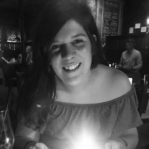 Meet your Posher, Amalia